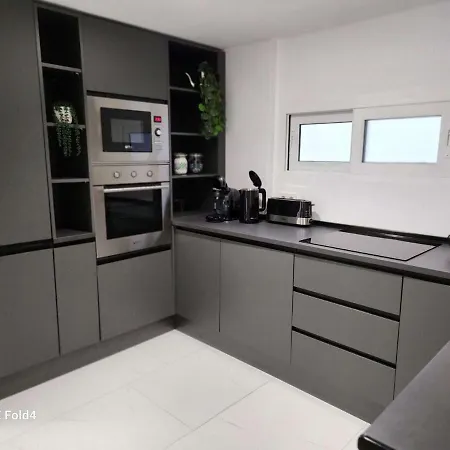 아파트 B&B Apartments 또레비에하